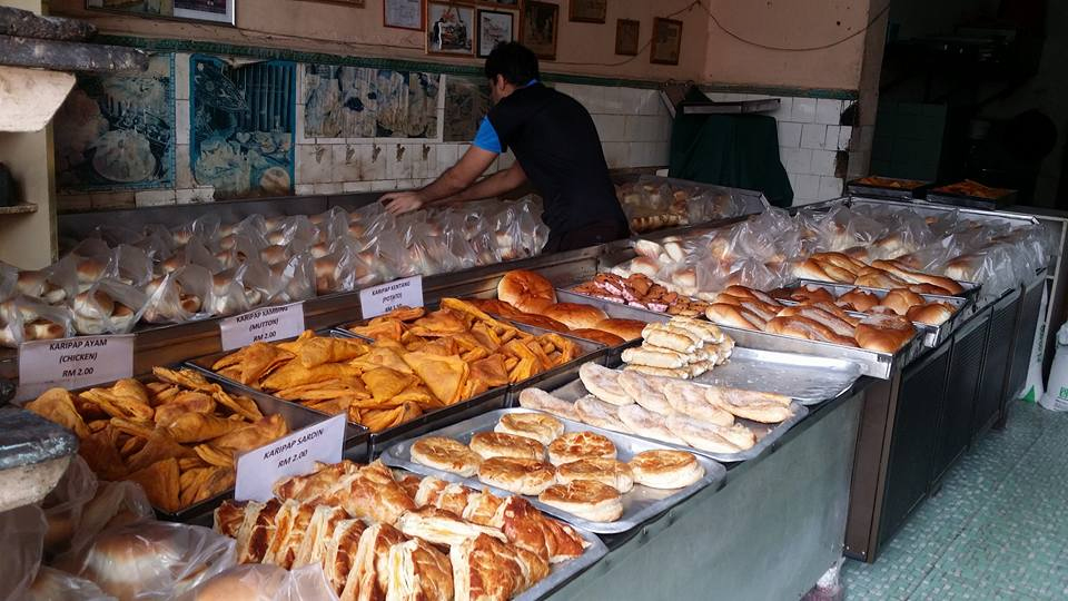 Nikmati Kesedapan Roti ‘Legend’ Resepi 80 Tahun Dahulu Hanya Di Johor Bahru